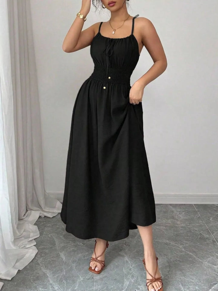 Robe Mi-Longue pour Femmes à Fines Bretelles et Smocks